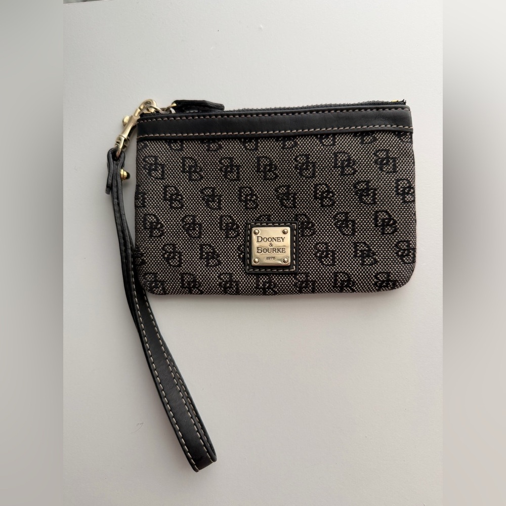 Vintage Dooney & Bourke Signature Black Wristlet